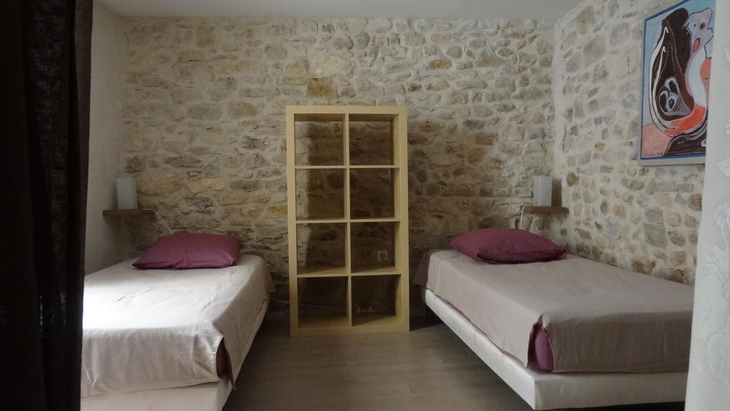 Appartement avec patio,2 chambres,Patangarles Chambre photo